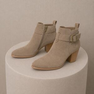 Qupid Taupe Suede Ankle Boots Stacked Block Heel Buckle Strap Side Zip 7M